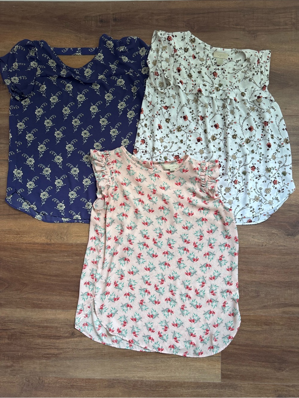 3 Loft small tops